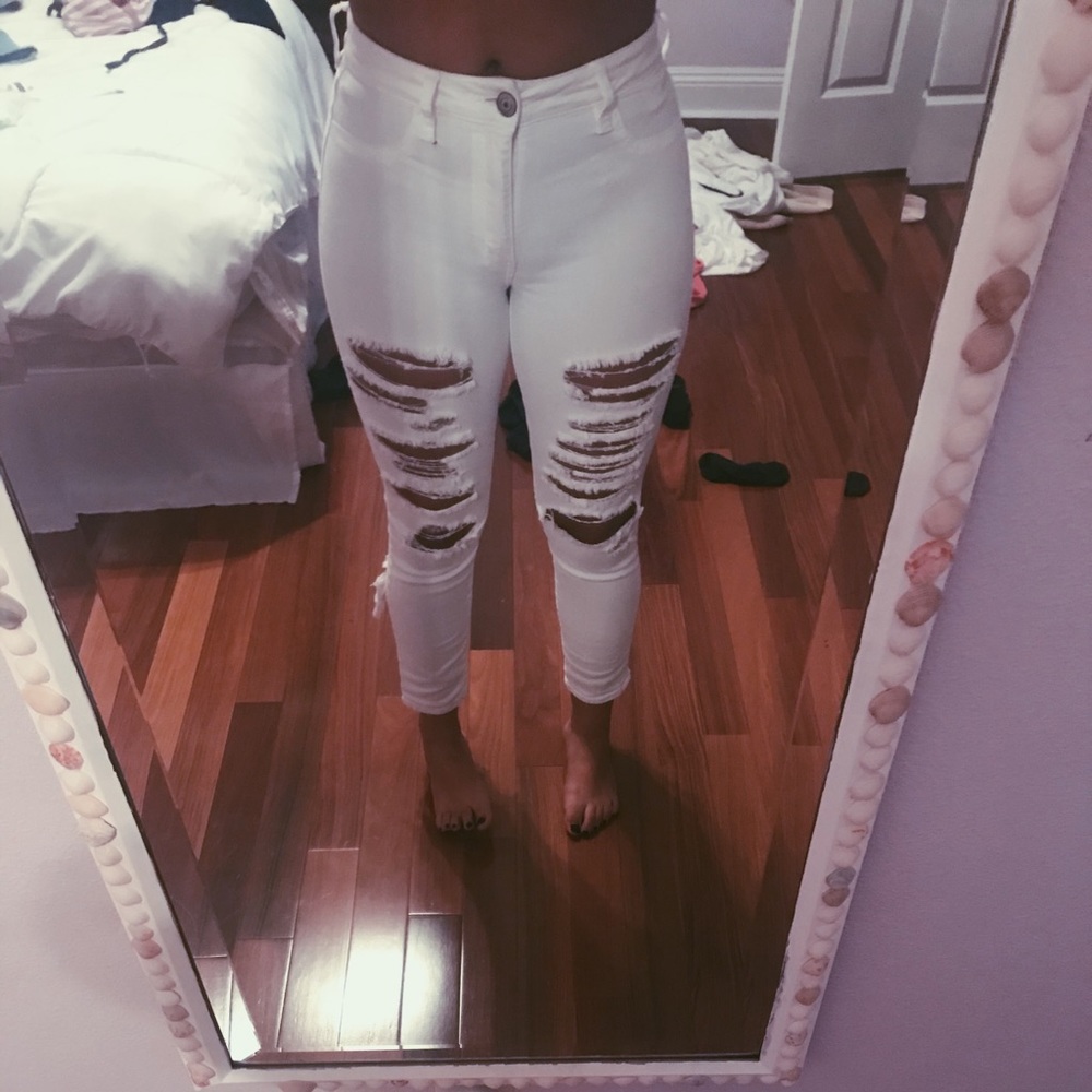 White american eagle jeans